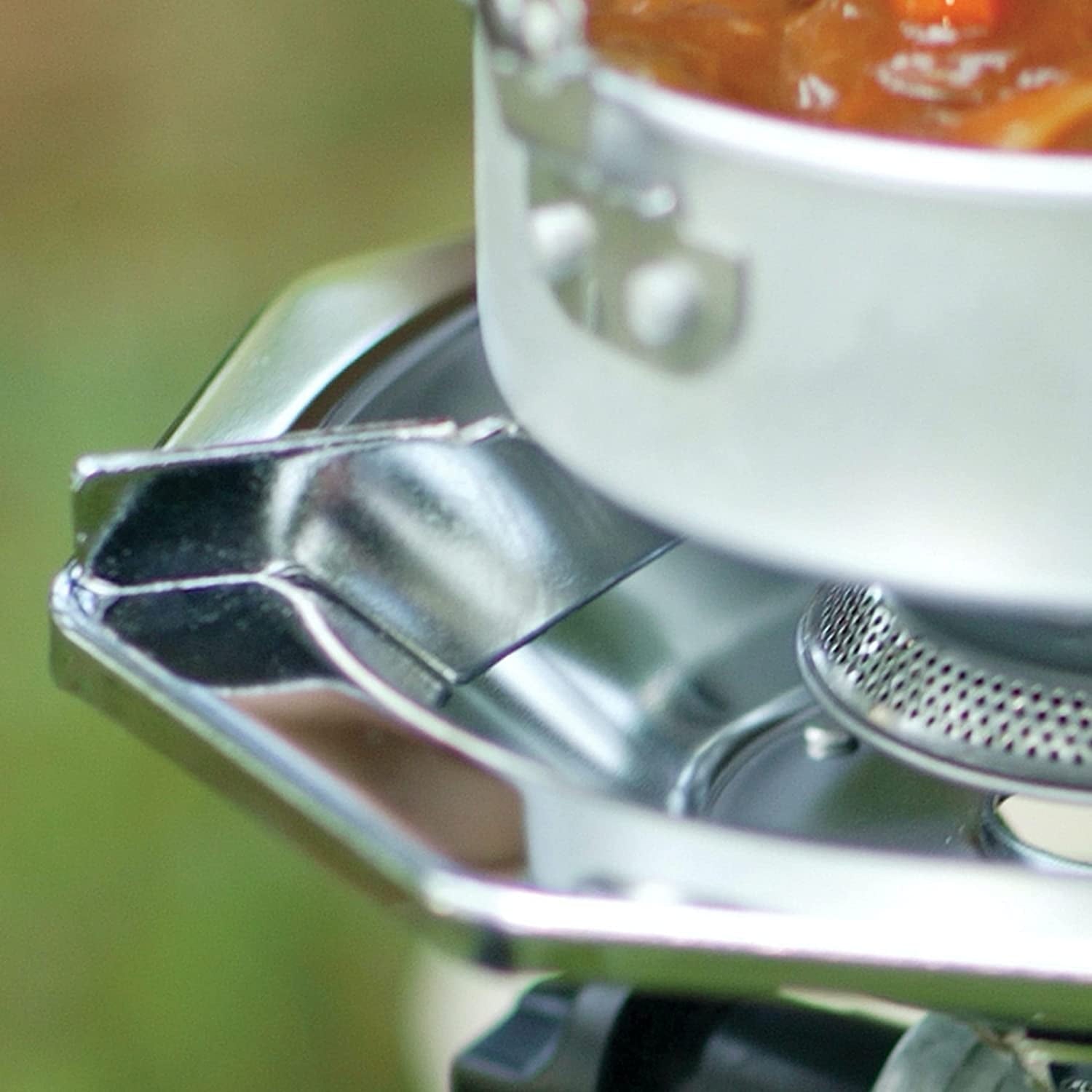 Coleman 10 - 000 BTU Propane Outdoor Stove with Compact Design