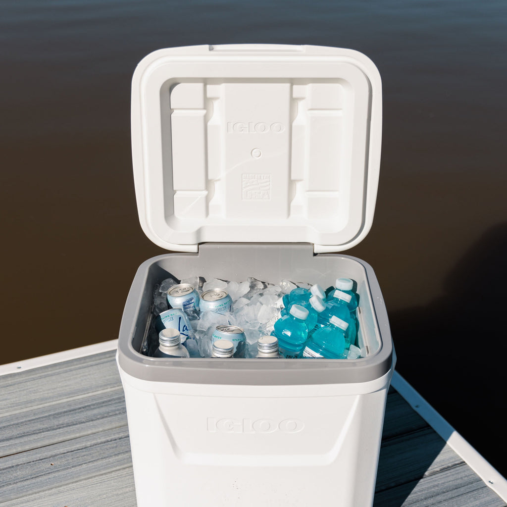 Igloo 60 QT Marine Ice Chest Cooler with Wheels - White