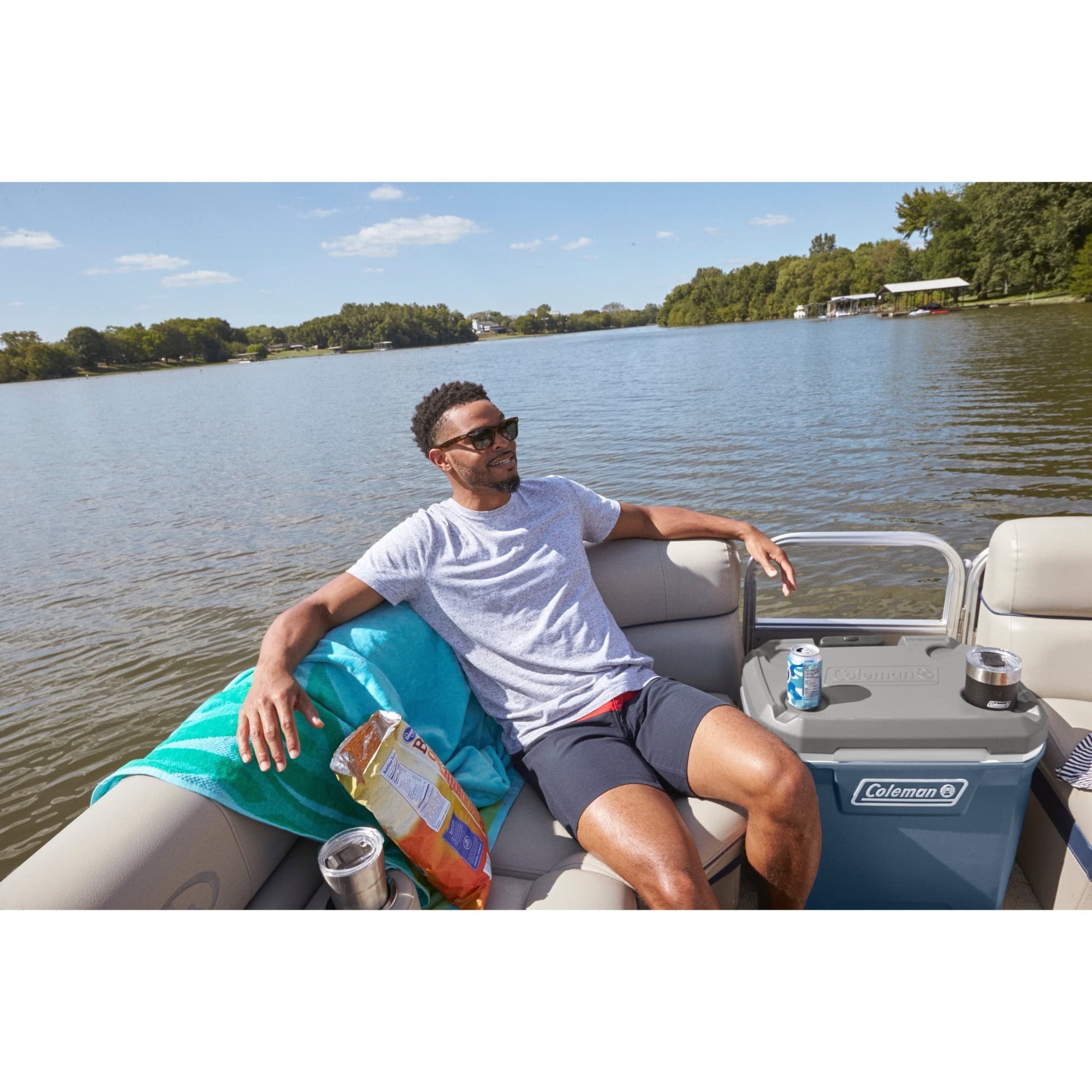 Coleman 316 Series 60QT Hard Chest Wheeled Cooler - Lakeside Blue