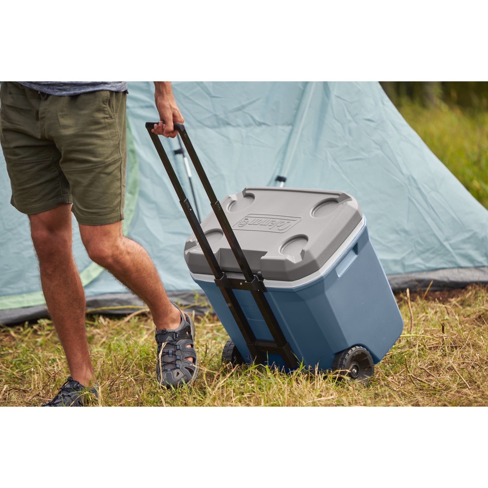 Coleman 316 Series 60QT Hard Chest Wheeled Cooler - Lakeside Blue