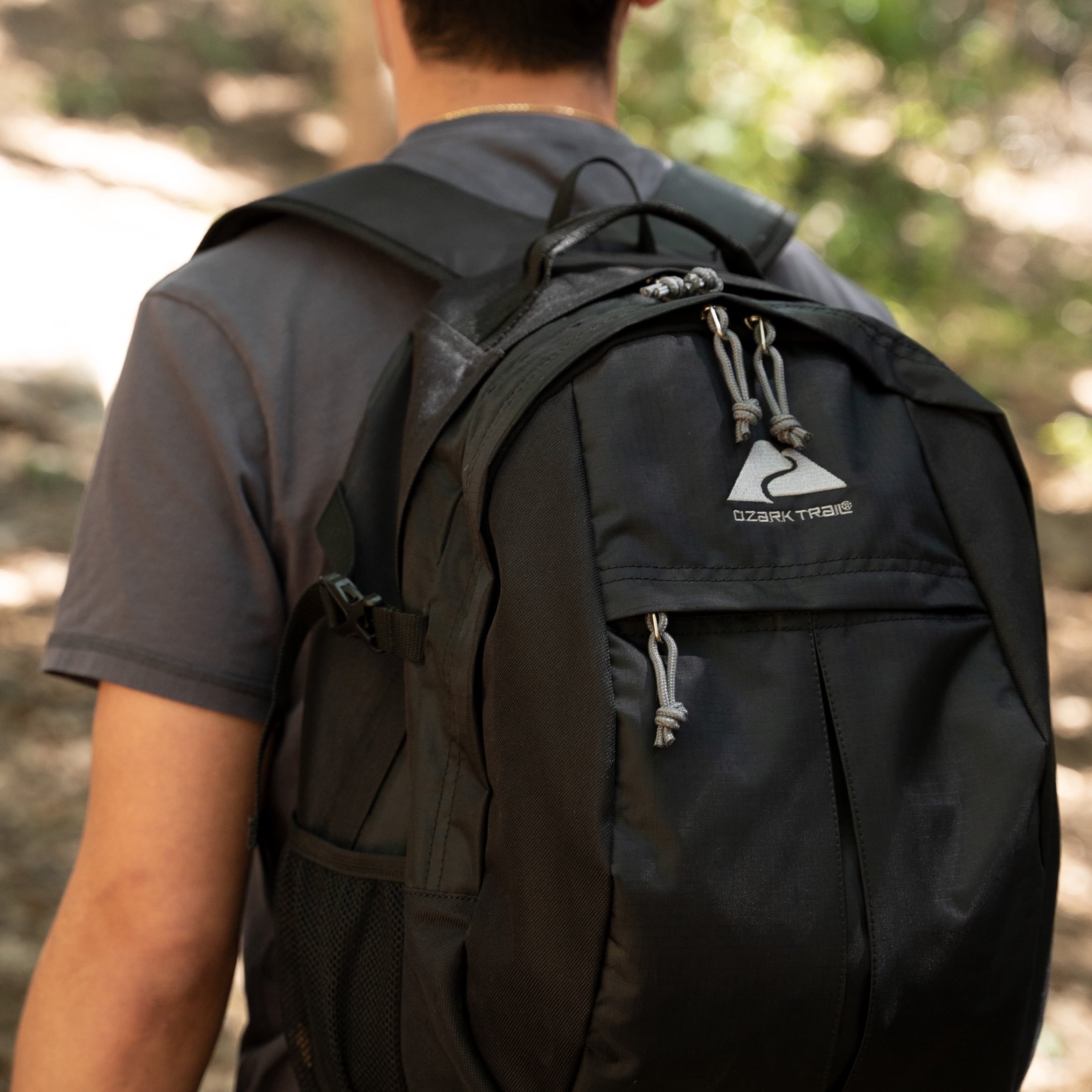 Ozark Trail 25L Adult/Teen Polyester Hiking Backpack - Black